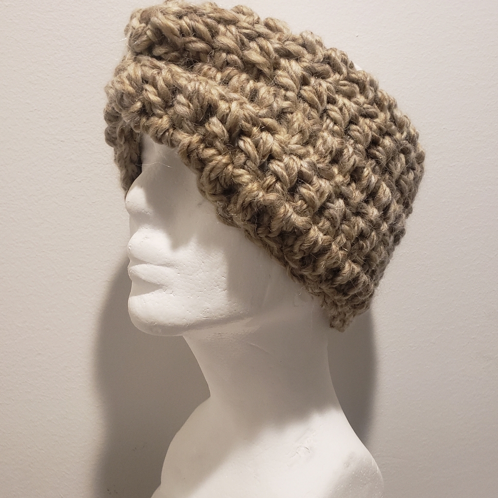 🧶 Crocheted Twist Ear Warmers – Handmade Alpaca Blend, Barn Owl 🤍 - Picture 2 of 7
